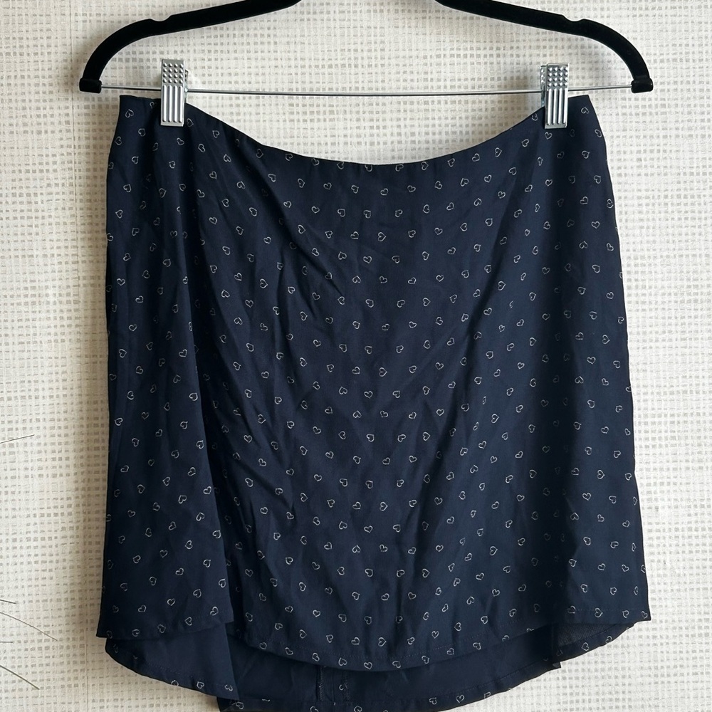 DKNY vintage Navy Blue heart Patterned Women's Skirt